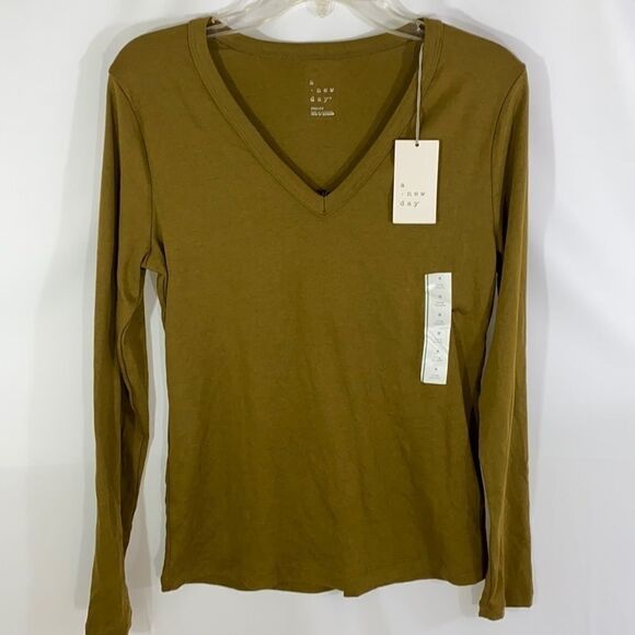 A New Day Long Sleeve V Neck Olive Green Basic Tee - Picture 4 of 6